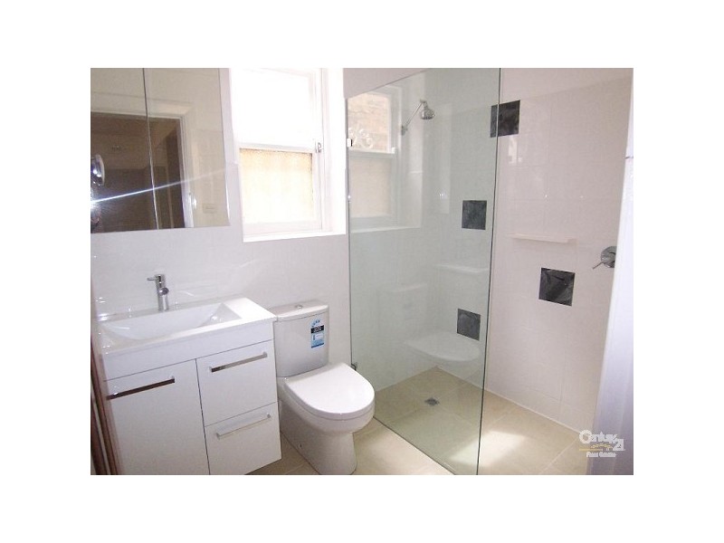 2/223 Page Street, Middle Park VIC 3206