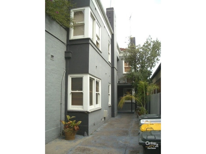 1/267 Barkly Street, St Kilda VIC 3182