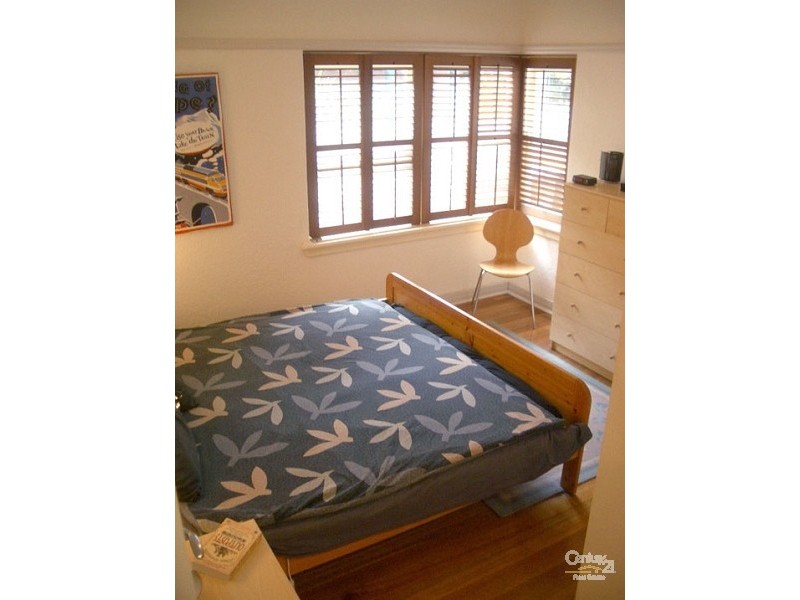 1/267 Barkly Street, St Kilda VIC 3182