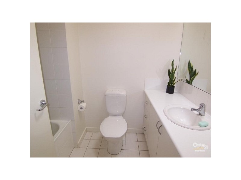 14/102 Broadway, Elwood VIC 3184