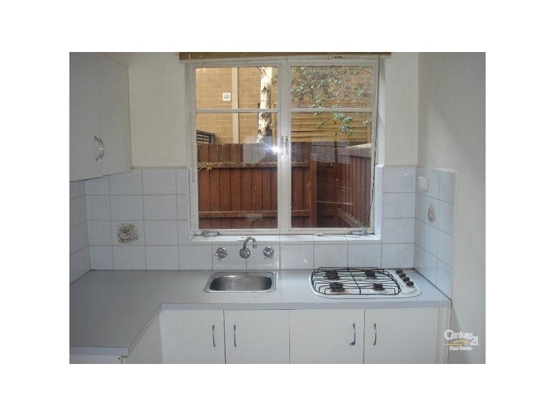 9/131 Glenhuntly Road, Elwood VIC 3184