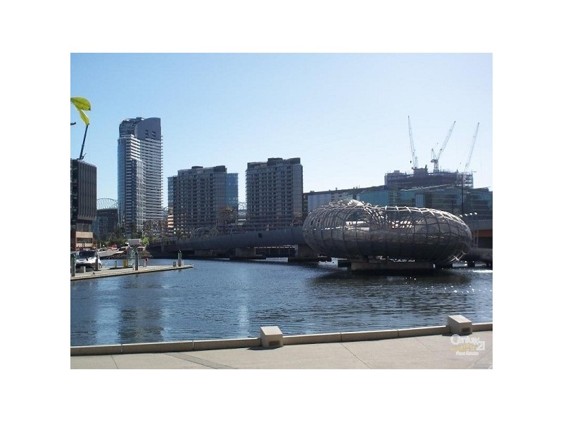 S101/8 Waterview Walk, Docklands VIC 3008