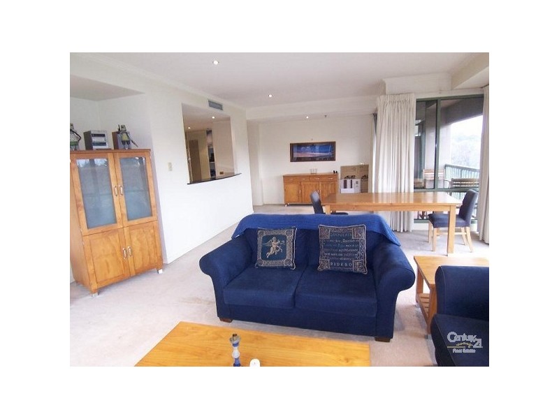 301/15 Queens Road, Melbourne VIC 3004