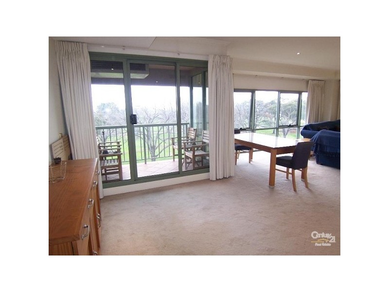 301/15 Queens Road, Melbourne VIC 3004