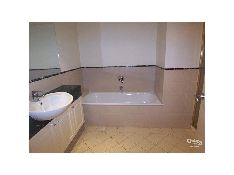 301/15 Queens Road, Melbourne VIC 3004