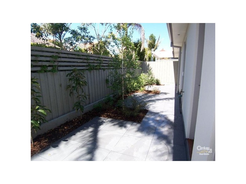 19/10 Tennyson Street, Elwood VIC 3184