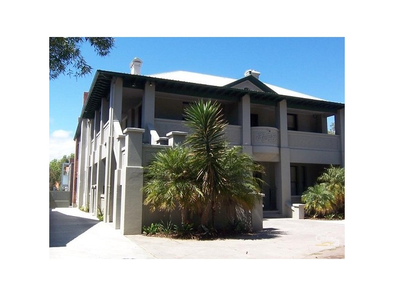 19/10 Tennyson Street, Elwood VIC 3184