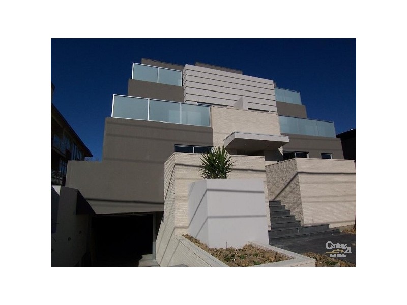 3/9 Poets Grove, Elwood VIC 3184