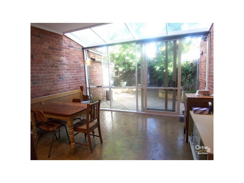 2/11 Mitchell Street, St Kilda VIC 3182