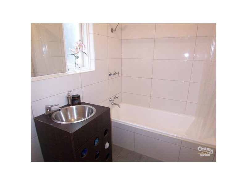 1/29 Charnwood Road, St Kilda VIC 3182