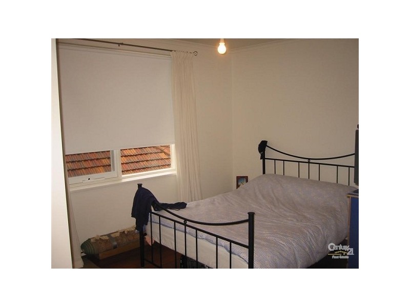 16/1 Spencer Street, St Kilda VIC 3182