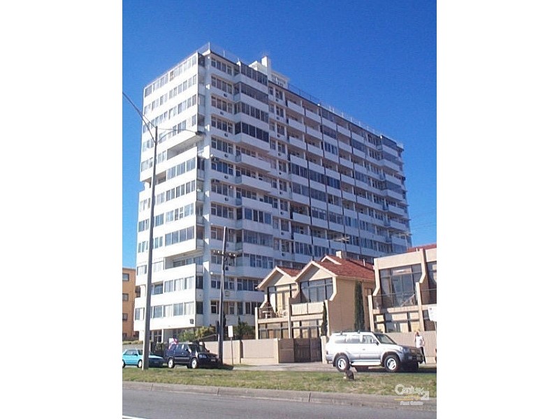 7D/12 Marine Parade, St Kilda VIC 3182