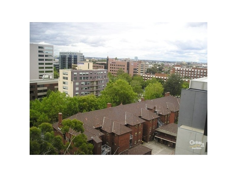 1106/82 Queens Road, Melbourne VIC 3000