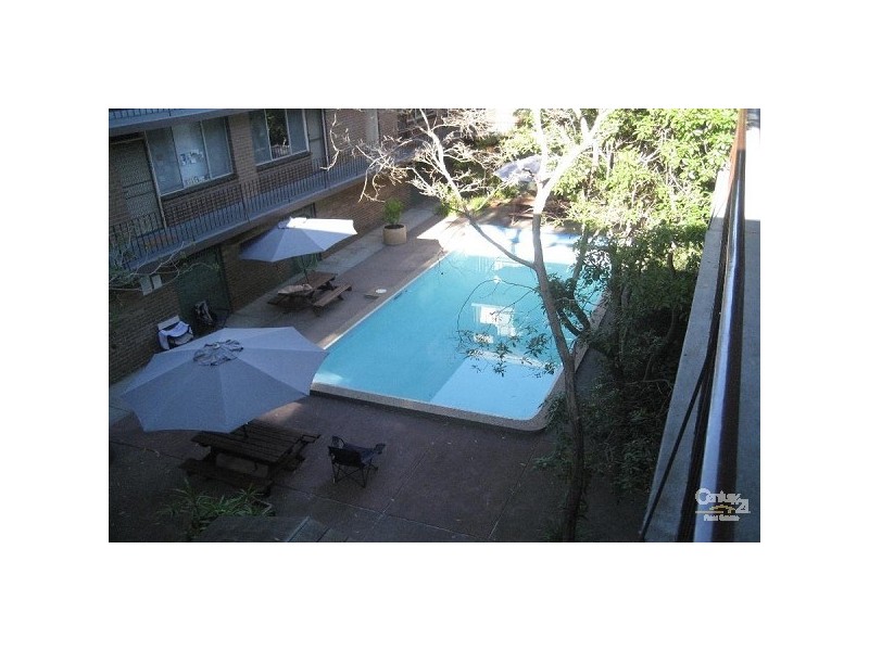 33/26 Lansdowne Road, St Kilda East VIC 3183