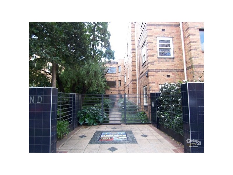 1/35 Eildon Road, St Kilda VIC 3182