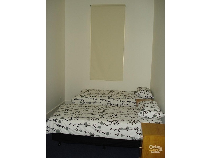 1/32 Grey Street, St Kilda VIC 3182