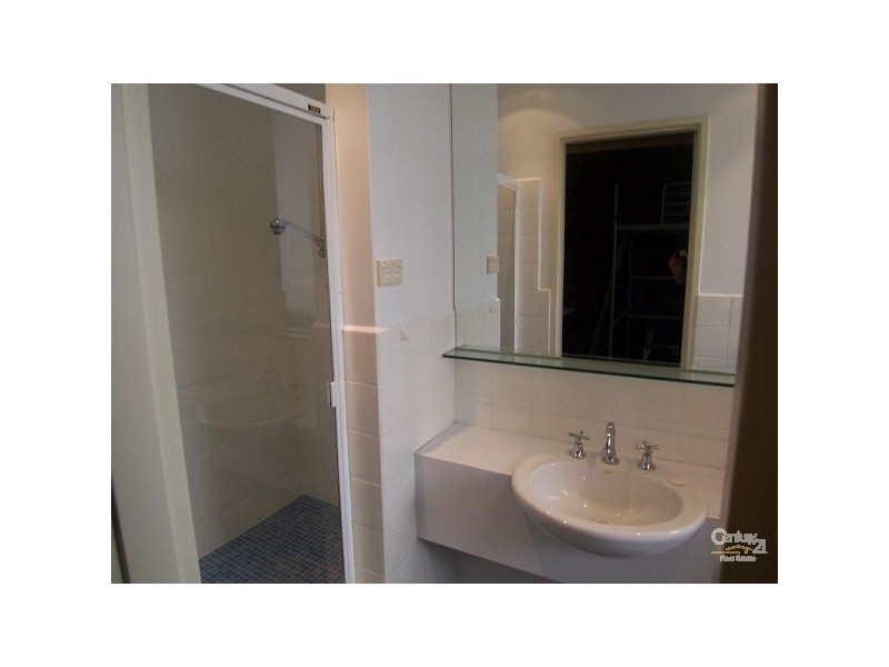 13/15 Acland Street, St Kilda VIC 3182