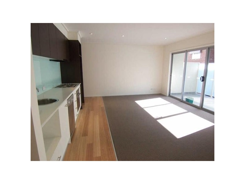 10/25  Kooyong Rd, Armadale VIC 3143