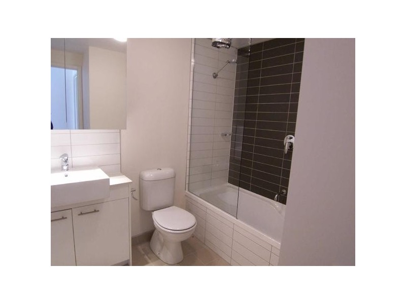 10/25  Kooyong Rd, Armadale VIC 3143