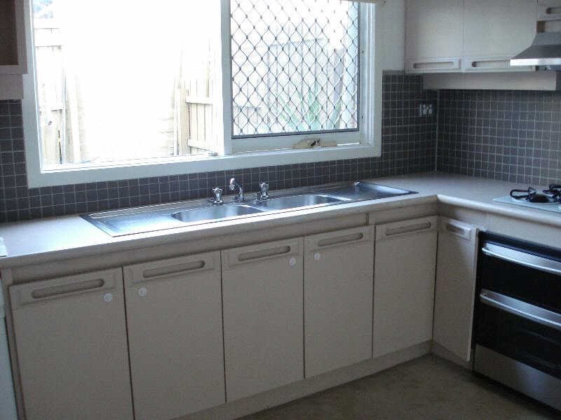 8/309  Carlisle Street, St Kilda VIC 3182