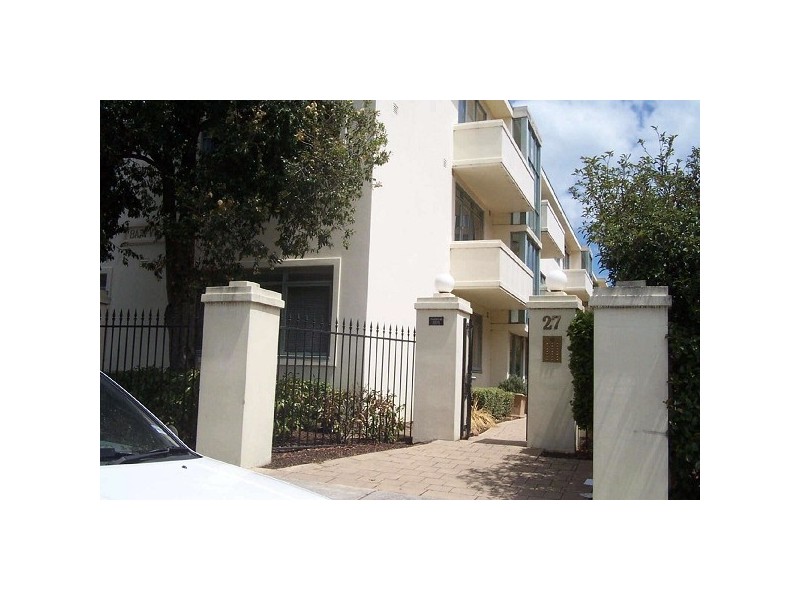 2b  Help Street, Chatswood NSW 2067