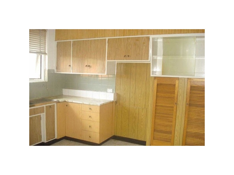 12/16  Vautier Street, Elwood VIC 3184