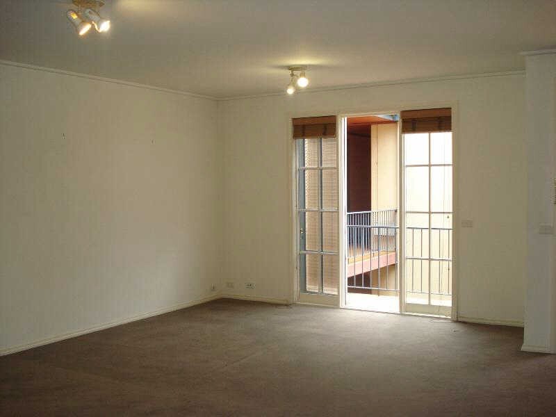 85/151-153  Fitzroy Street, St Kilda VIC 3182