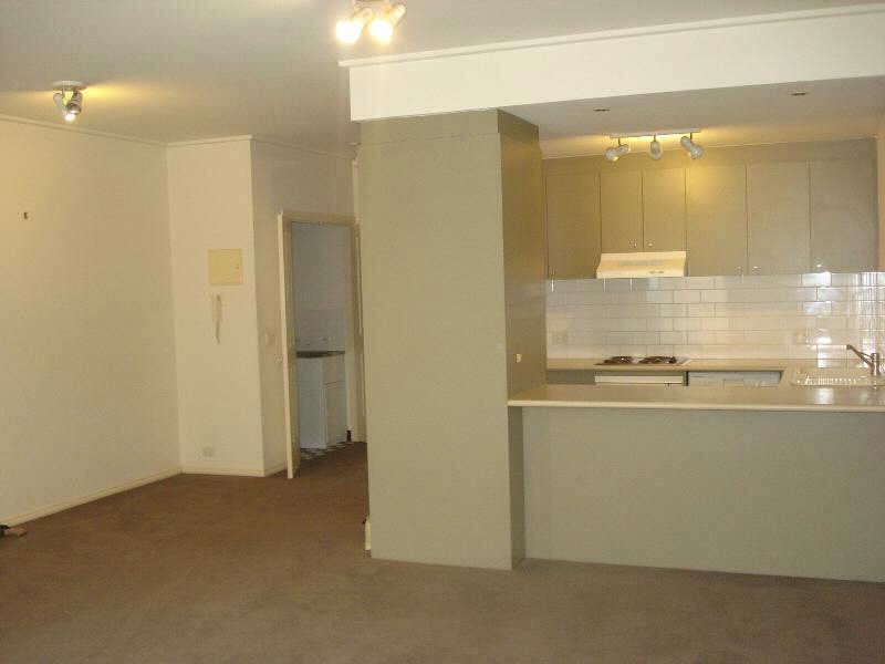 85/151-153  Fitzroy Street, St Kilda VIC 3182