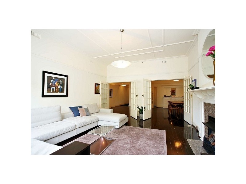 10/1A  Acland Street, St Kilda VIC 3182