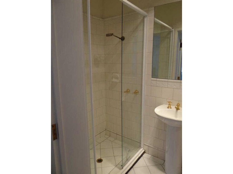 4/24  Dalgety Street, St Kilda VIC 3182