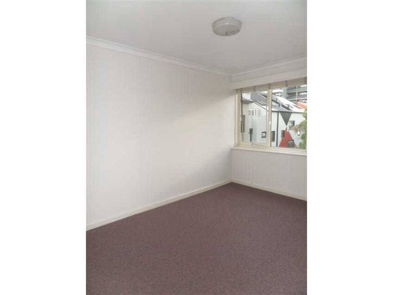 12/54  Barkly Street, St Kilda VIC 3182