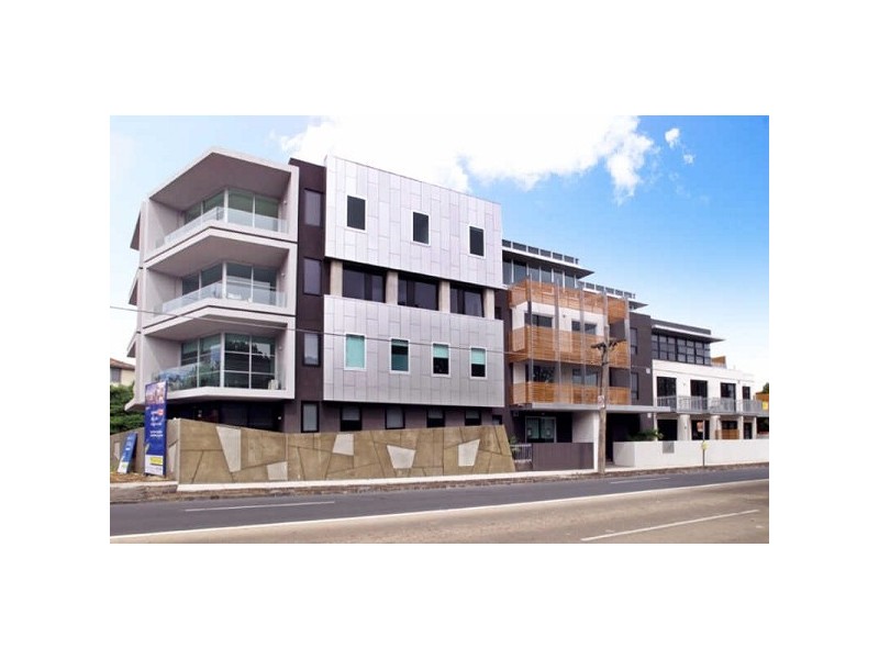 2/220  Barkly Street, St Kilda VIC 3182