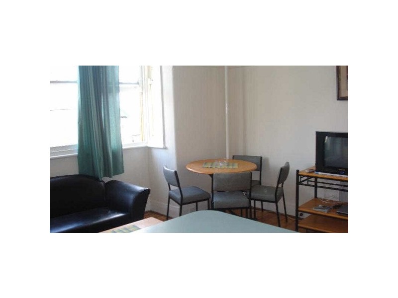 6/28  Grey Street, St Kilda VIC 3182