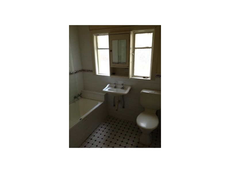 2/40  Charnwood Road, St Kilda VIC 3182