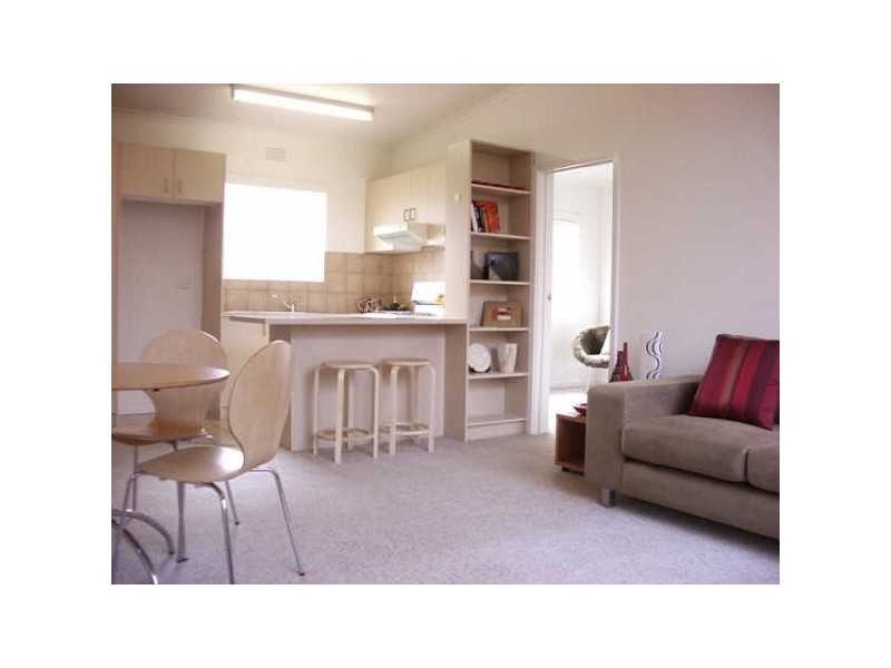 5/33  Dickens St, Elwood VIC 3184