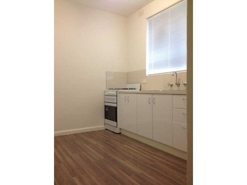 7/19  Pine Avenue, Elwood VIC 3184