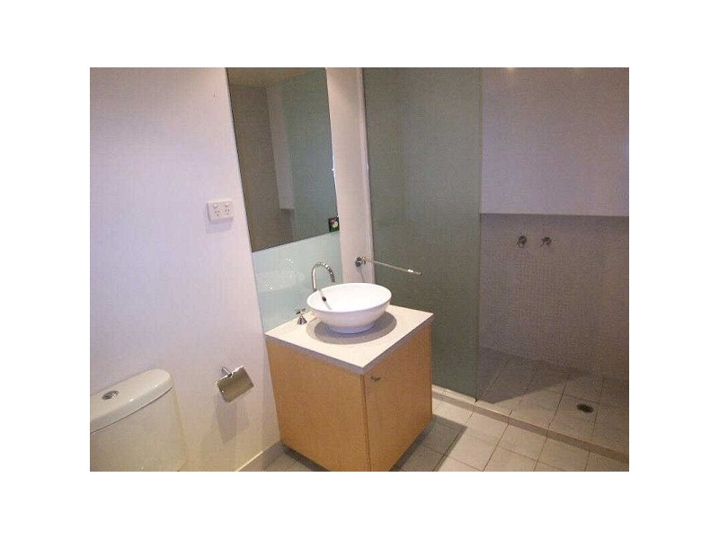 2/38  Fitzroy Street, St Kilda VIC 3182