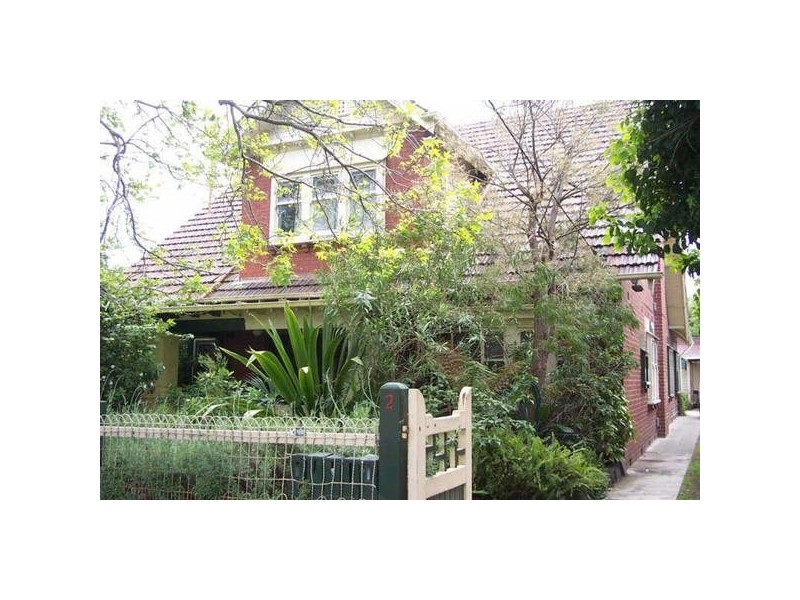 2/2  Foster Ave, St Kilda VIC 3182
