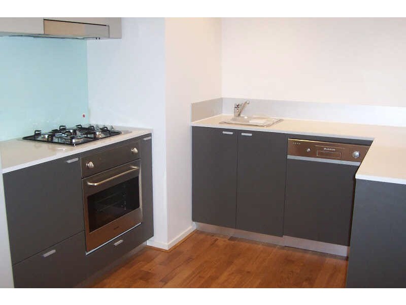 13/24-26  Milton Street, Elwood VIC 3184