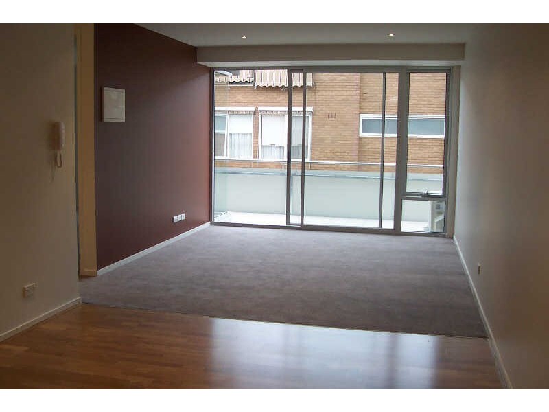 13/24-26  Milton Street, Elwood VIC 3184