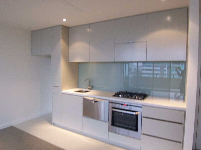 1008/55  Queens Road, Melbourne VIC 3004