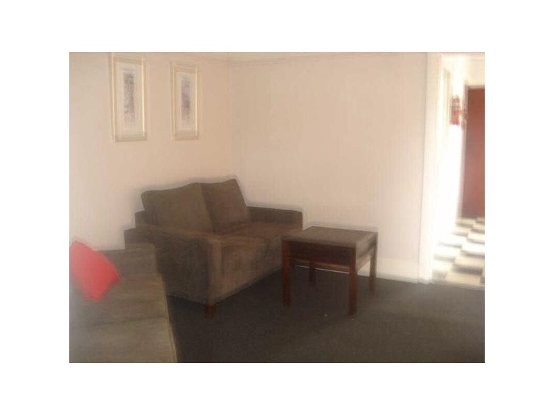 3/5  Belford Street, St Kilda VIC 3182