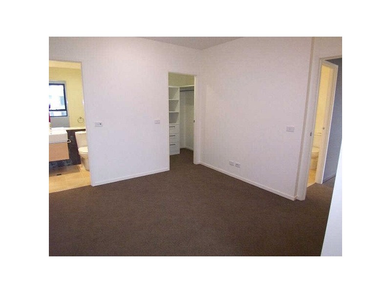 506/216  Rouse Street, Port Melbourne VIC 3207