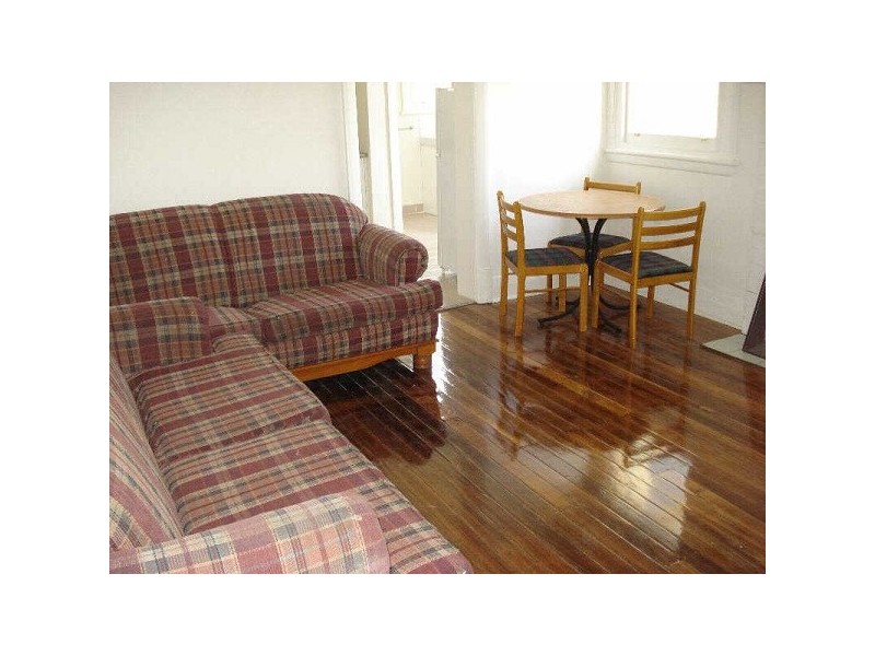 8/28  Grey Street, St Kilda VIC 3182