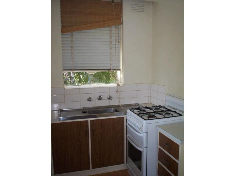 2/9  Greig Court, Elwood VIC 3184