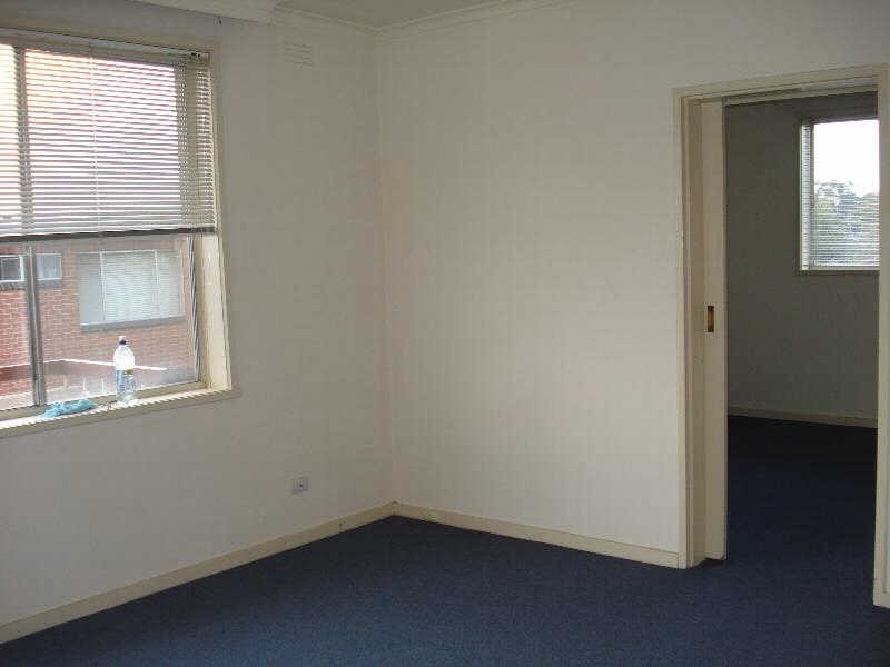 24/83  Westbury Street, St Kilda VIC 3182