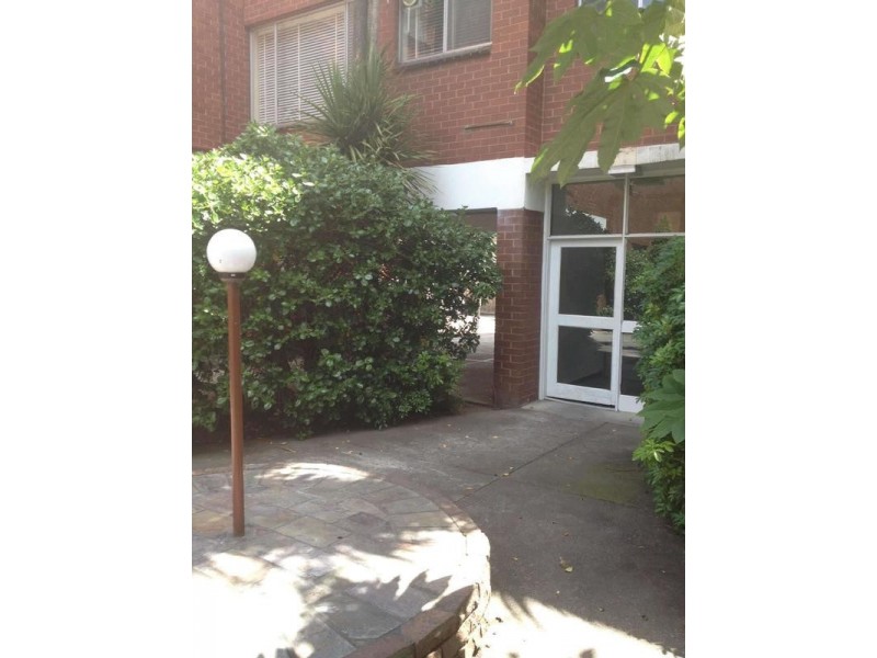 24/83  Westbury Street, St Kilda VIC 3182