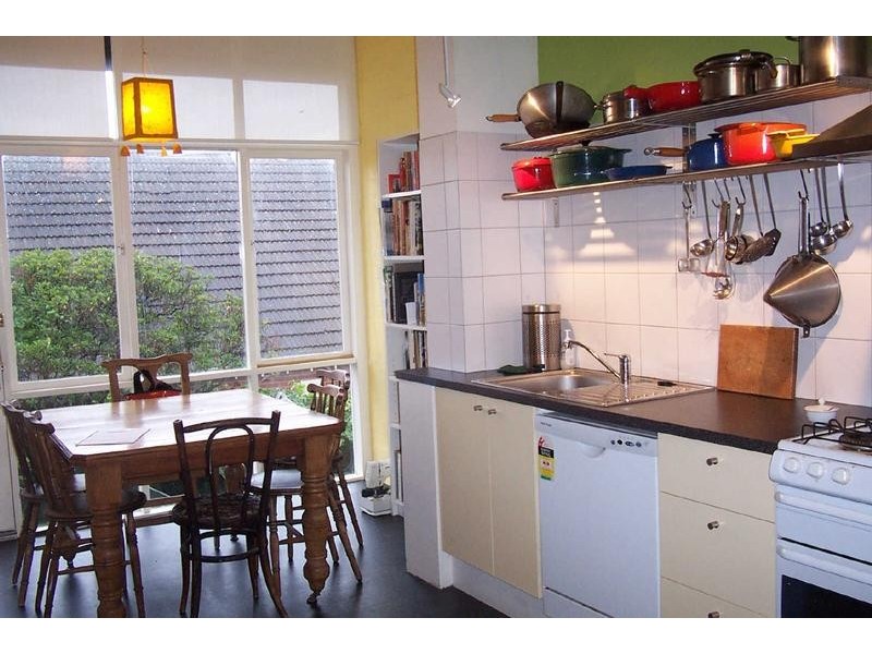 3/18  Tiuna Grove, Elwood VIC 3184