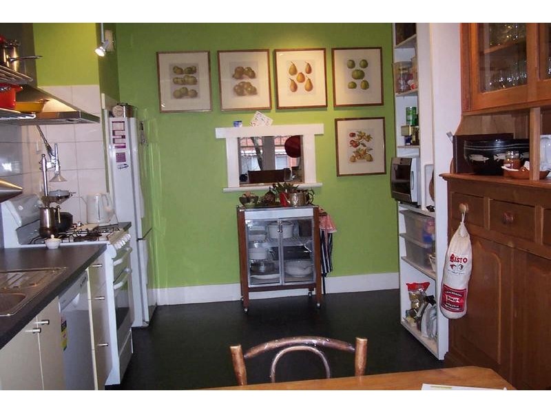 3/18  Tiuna Grove, Elwood VIC 3184