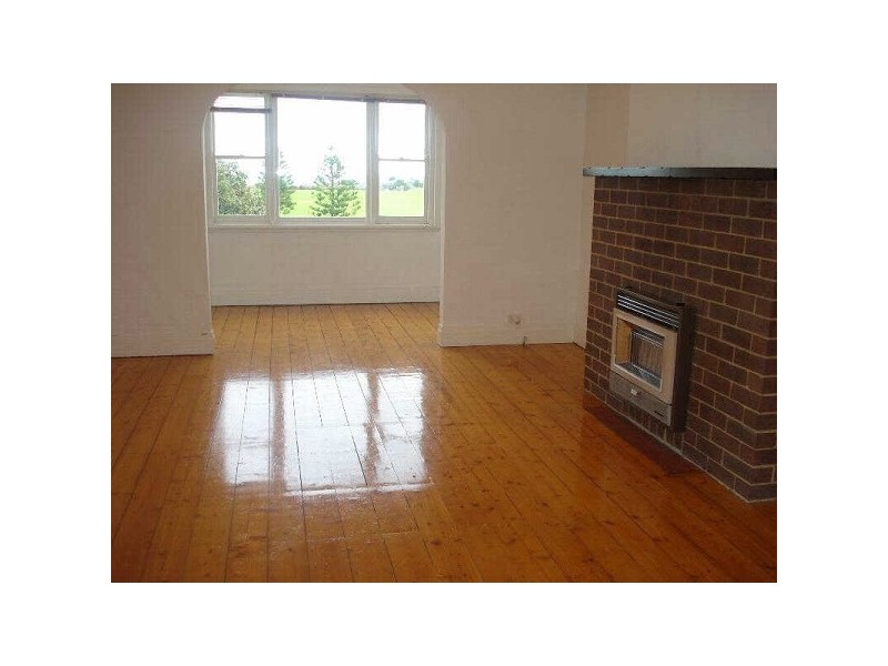 4/67  Marine Parade, St Kilda VIC 3182